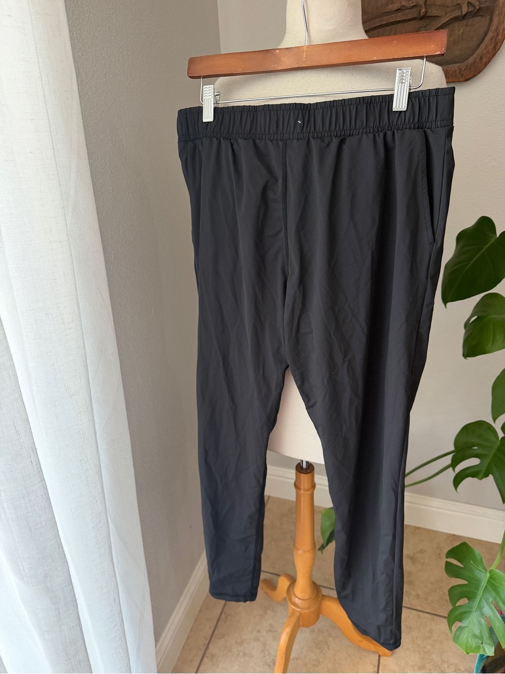ZYIA Active Black Tapered Athletic Jogger Pants Size Large